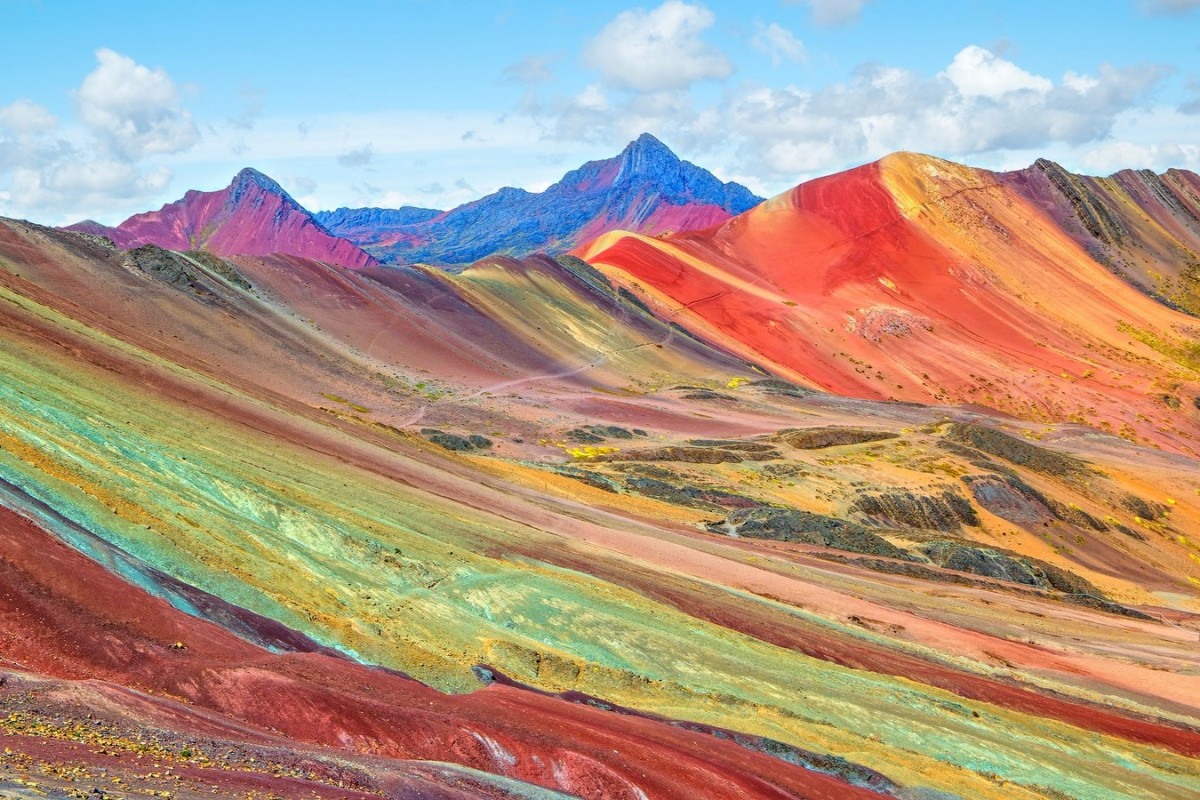 montaña de colores